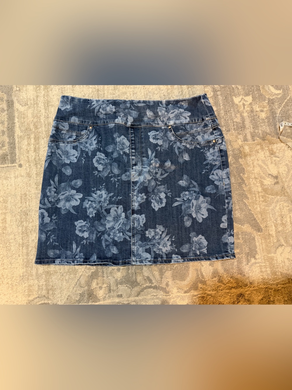 Seven7 Floral Tummy Toner Mini Skirt Skorts